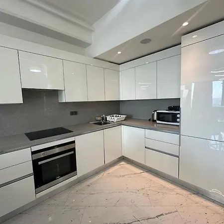 A Luxurious 1+1 Apt At Sinpas Queen Bomonti F-16 Apartament