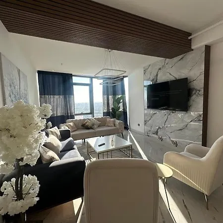 A Luxurious 1+1 Apt At Sinpas Queen Bomonti F-16 Apartament *