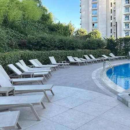 A Luxurious 1+1 Apt At Sinpas Queen Bomonti F-16 Apartament Stambuł